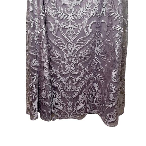 Speechless Plus Size 16 Damask Pattern V-Neck Formal Gown Lavender Prom Formal - Picture 7 of 16